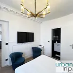 Urban Flat 107 - Sublime 4 Bedroom Opera Apartmán