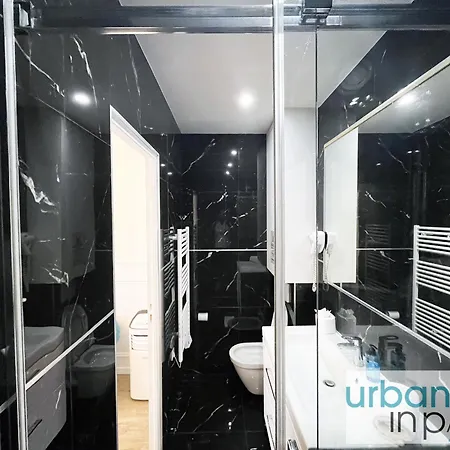 Urban Flat 107 - Sublime 4 Bedroom Opera *