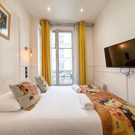 Apartman Urban Flat 107 - Sublime 4 Bedroom Opera