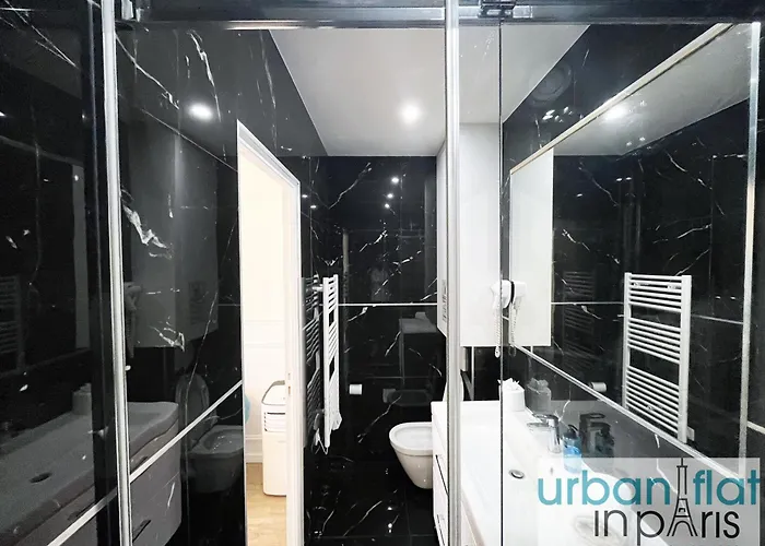 Urban Flat 107 - Sublime 4 Bedroom Opera *