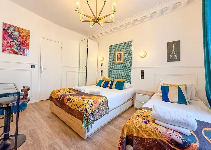 Urban Flat 107 - Sublime 4 Bedroom Opera